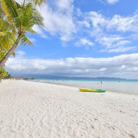 Отель One Azul Boracay Balabag  Экстерьер фото