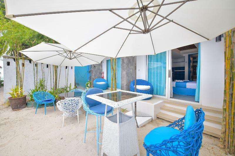 Отель One Azul Boracay Balabag  Экстерьер фото
